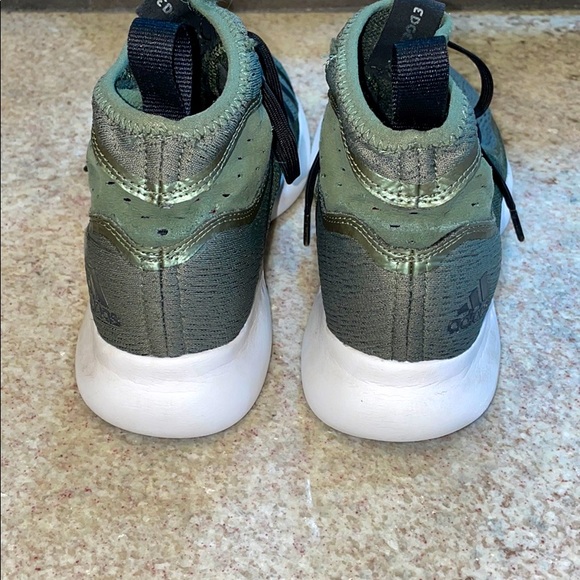 Adidas Army Green 6.5 Women’s Shoes - Picture 6 of 10
